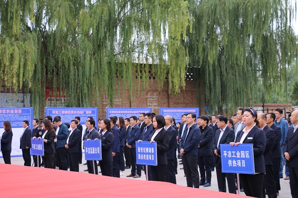 市委副書(shū)記、市長(zhǎng)王奮彥帶隊(duì)觀摩督查公司項(xiàng)目建設(shè)工作(圖4)