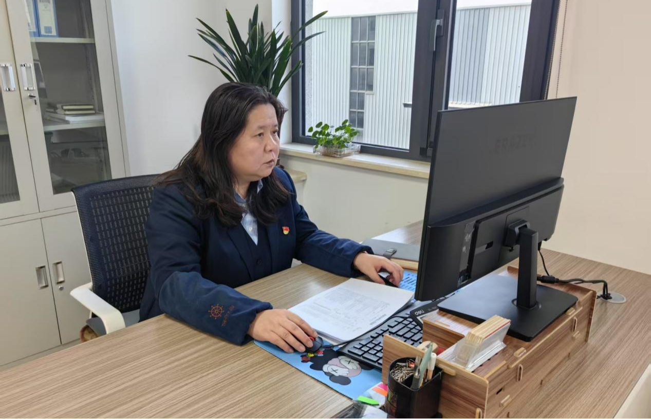 中共平?jīng)鍪谢A(chǔ)產(chǎn)業(yè)投資集團有限公司委員會關(guān)于對2024年度“產(chǎn)投榜樣”進(jìn)行公示的公告(圖3)